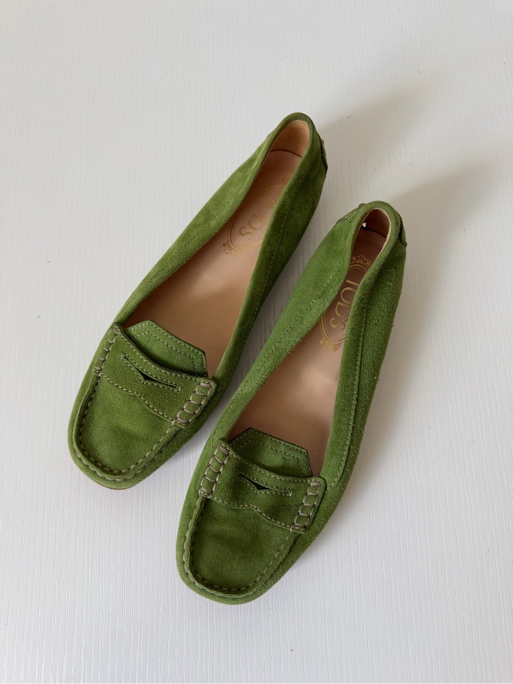 Tod’s Green Suede Penny Loafers Slip On Flats Shoes Women Size 38 Vibram Soles